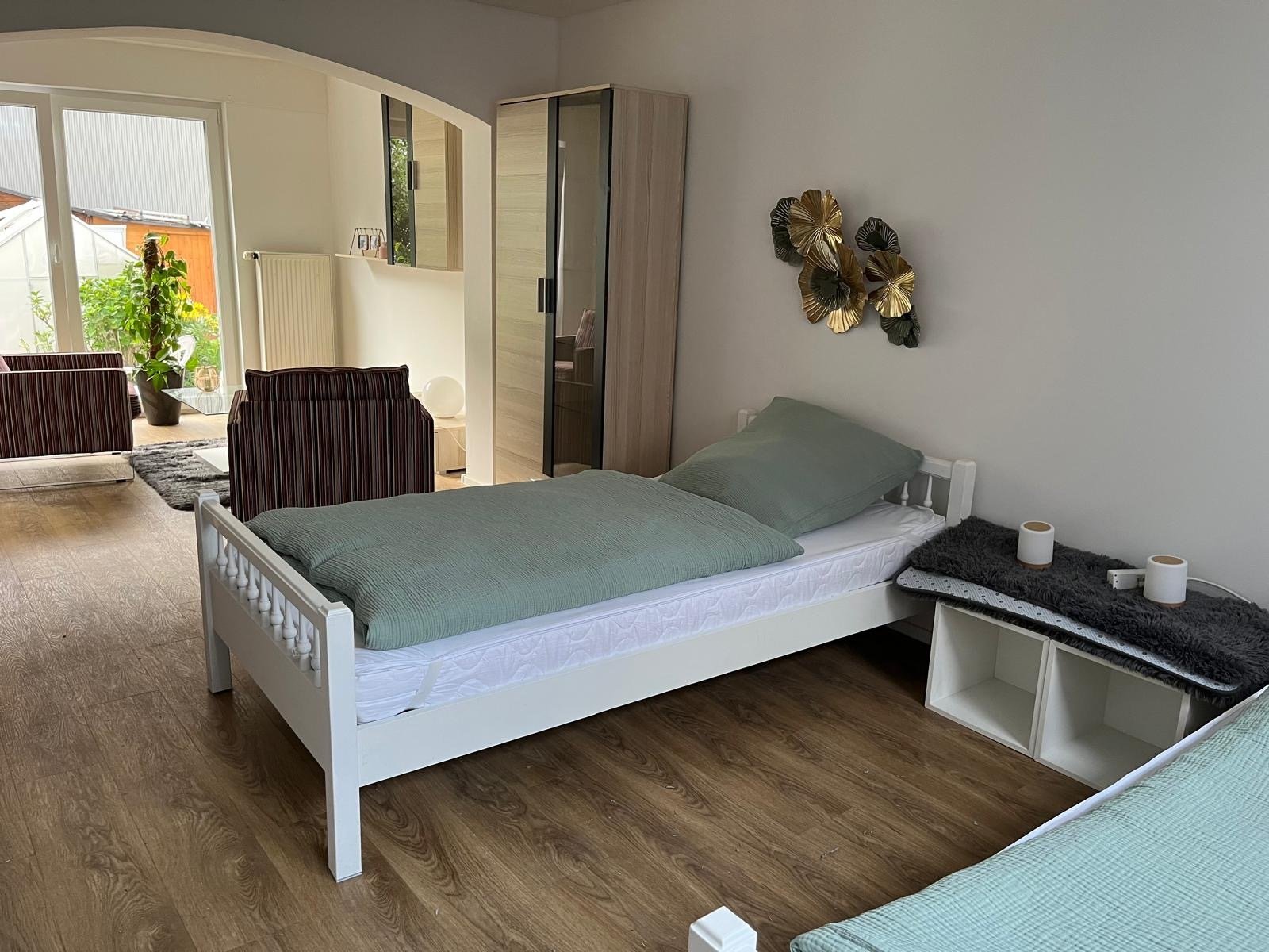 Huenstetten-Kesselbach- für Pendler oder Studenten- möblierte 1 Zimmer EG Wohnung mit Terrasse