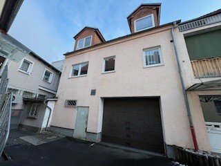 Große 4-Zimmer Eigentums-Wohnung Haus im Haus in Bad Camberg-Erbach!