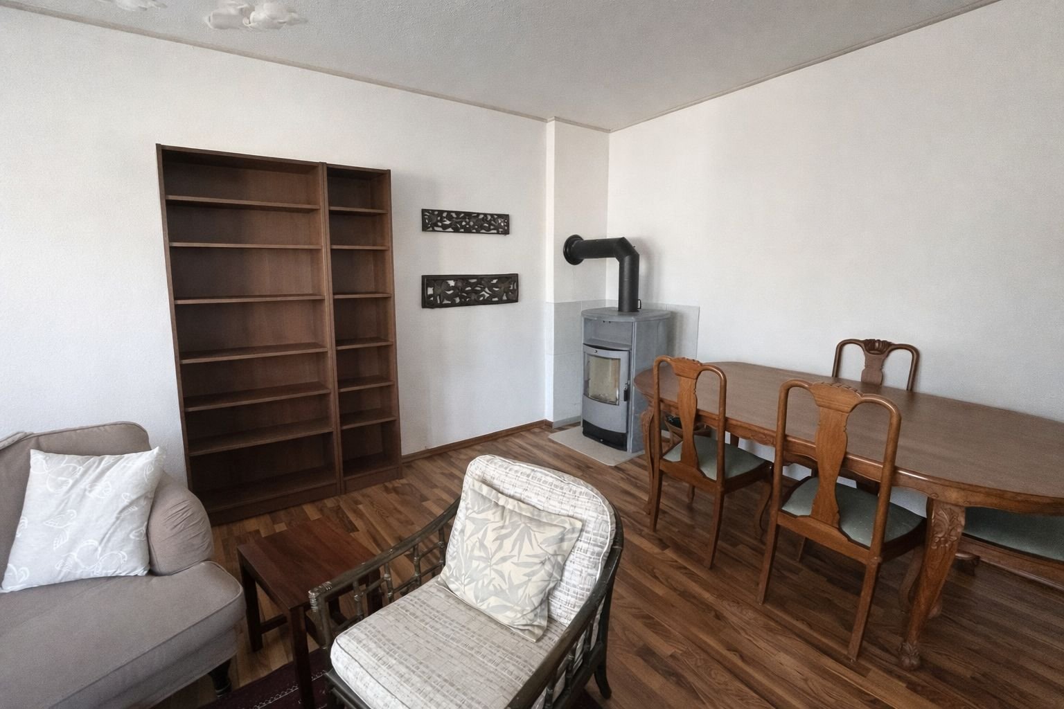 Idstein-Wörsdorf -Modernisiertes Zweifamilienhaus im historischen Ortskern von Idstein Wörsdorf