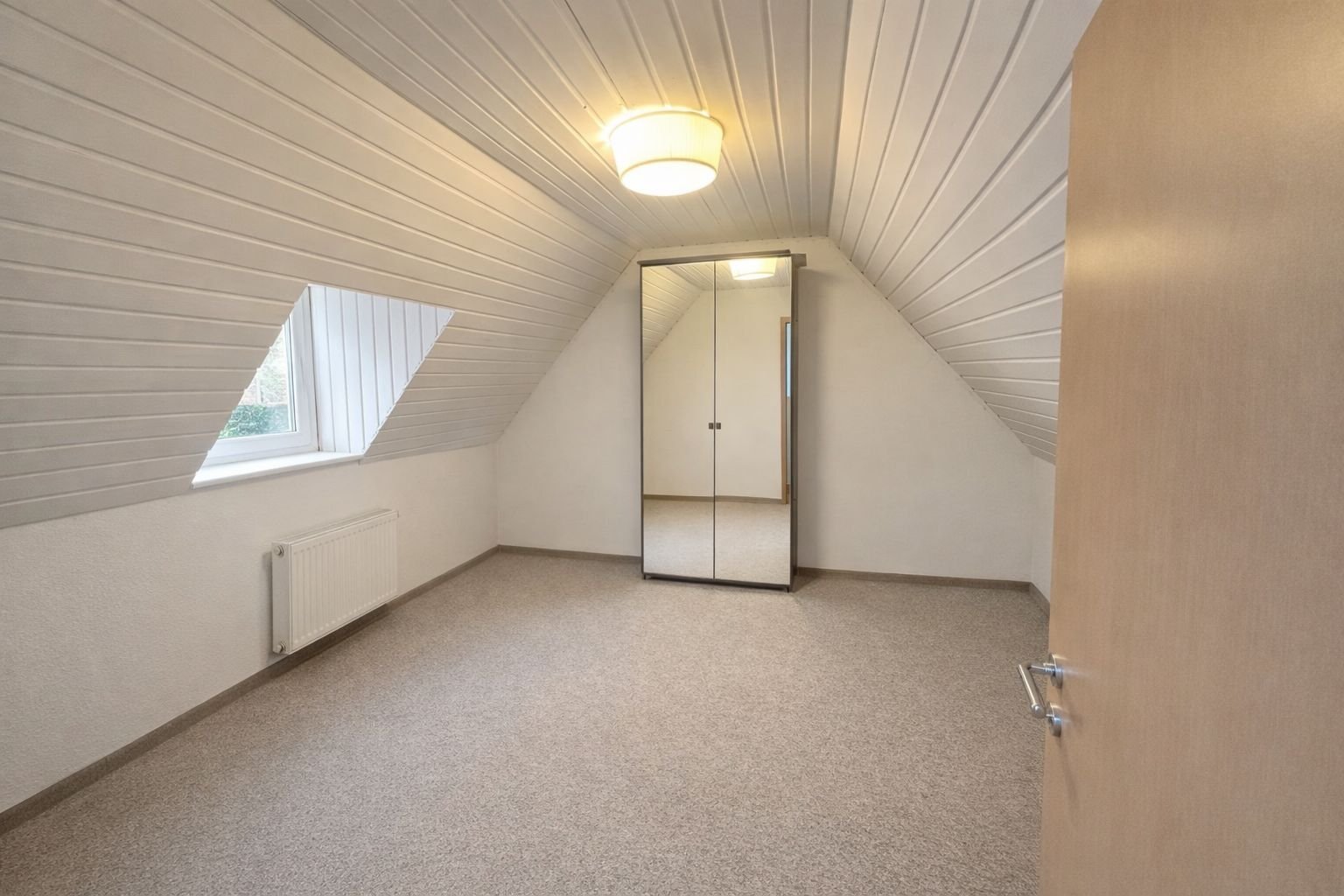 Idstein-Wörsdorf -Modernisiertes Zweifamilienhaus im historischen Ortskern von Idstein Wörsdorf