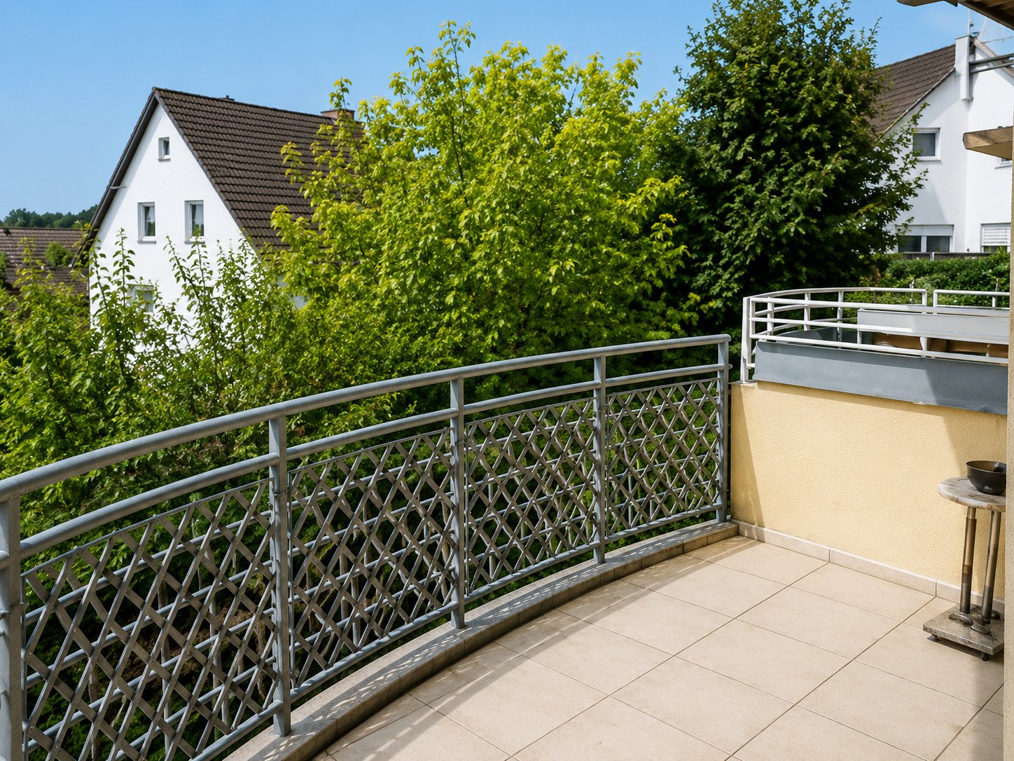 Idstein - 3 Zimmer Eigentumswohnung im Wohngebiet